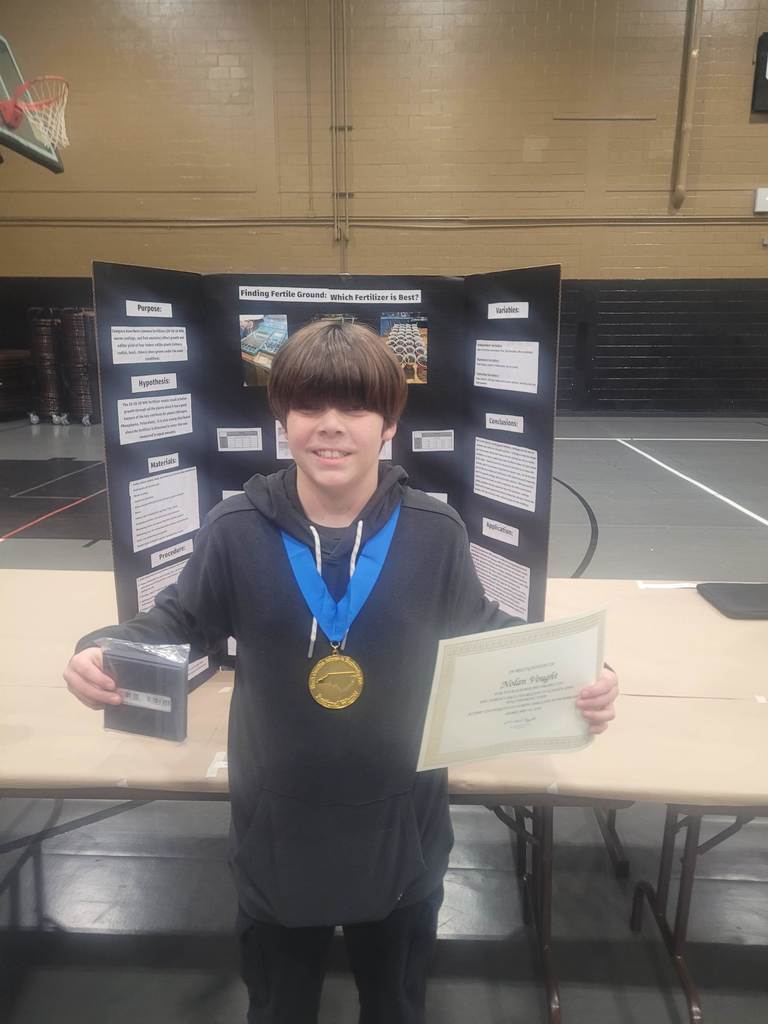 East Lee Science Fair Projects