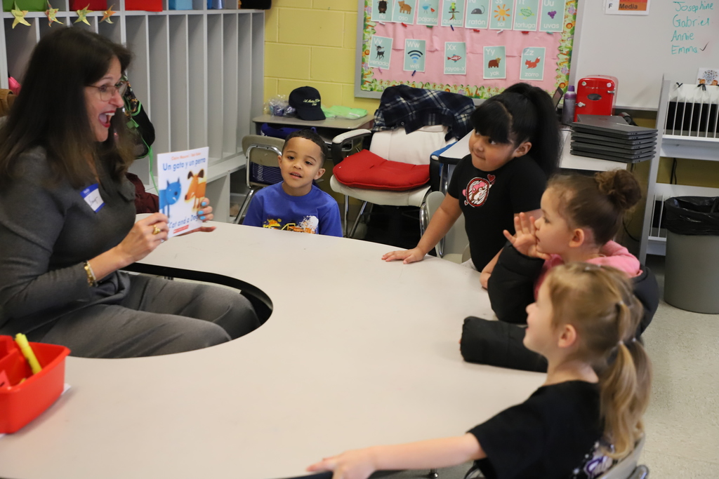 United Methodist Ministers serve and learn about volunteer opportunities at schools in their community