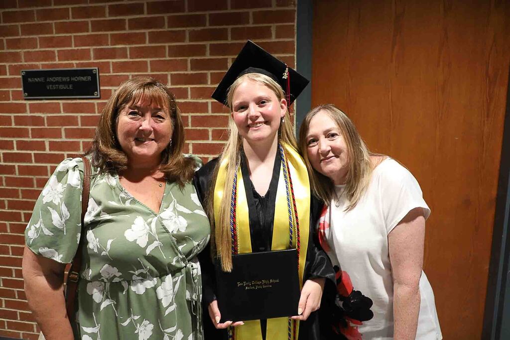 LEC Graduation Class of 2026 Photos