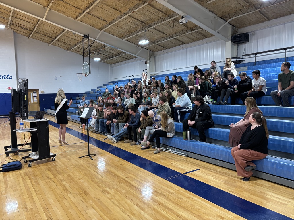 MIss North Dakota assembly picture