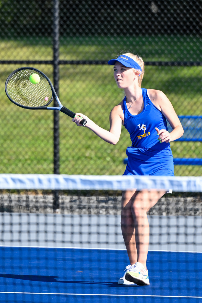 Girls Tennis