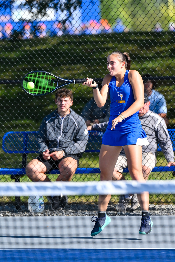 Girls Tennis