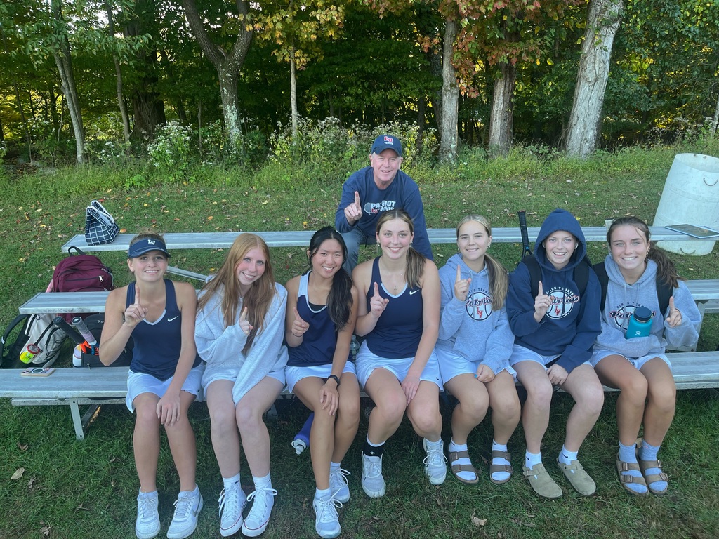 Girls Tennis
