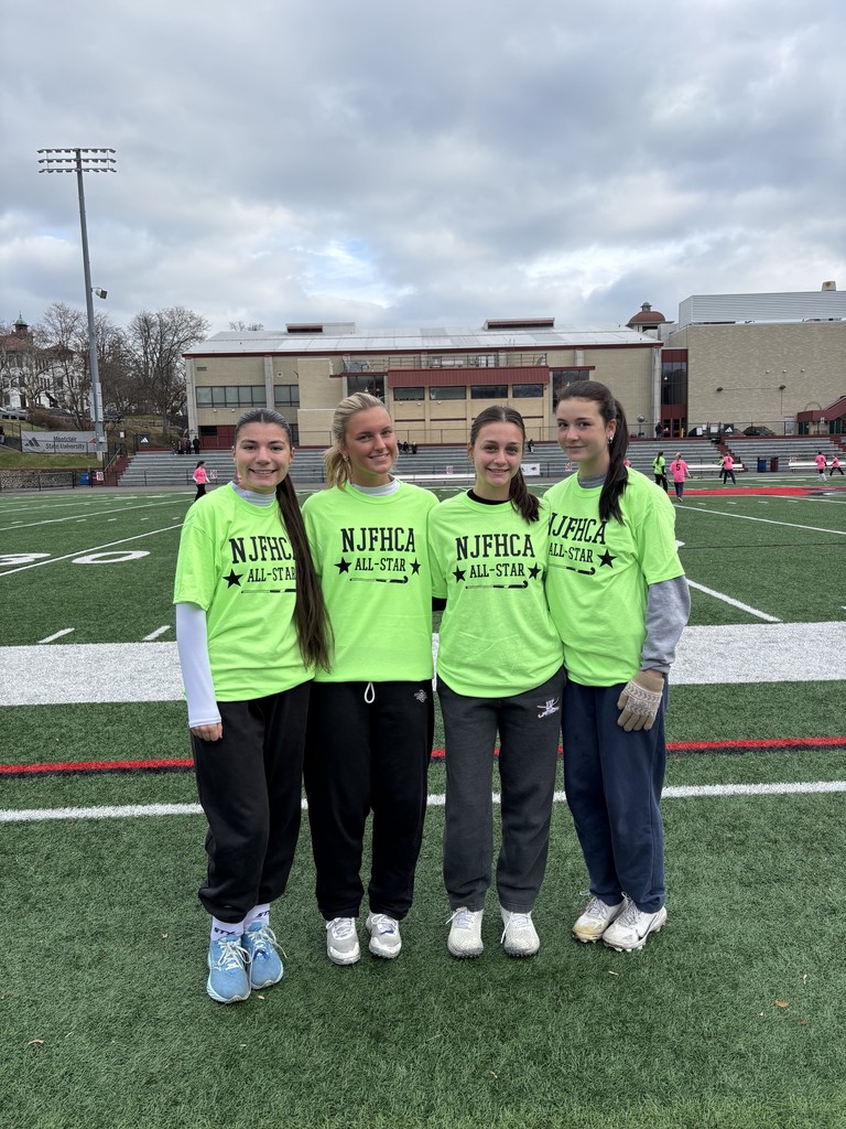 Lenape Valley Field Hockey players Sadie Fagerlin, Abby Norberg, Faith Catalano, and Erin Diets were selected to play in the NJFHCA Senior All Star game. The game was held at Montclair State University on December 7th. Congratulations on this special honor! 