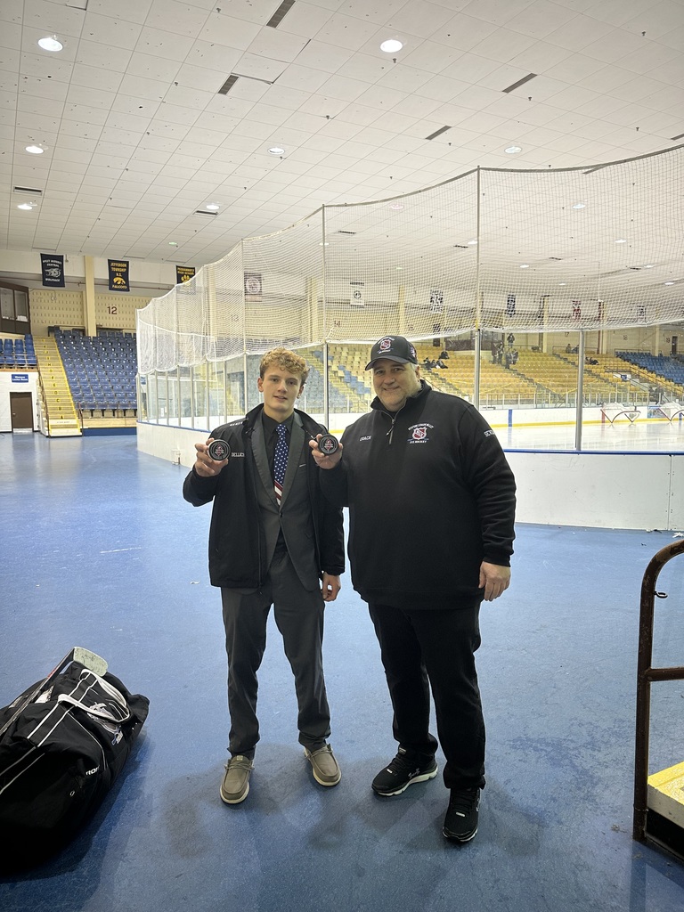 Newton Lenape Valley Ice hockey got their 200th  varsity program win vs Morris Catholic with a score of 4-1 at Mennen Arena on 12/10/25!