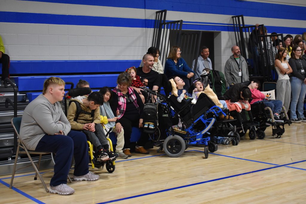 Crowd of kids and teachers
