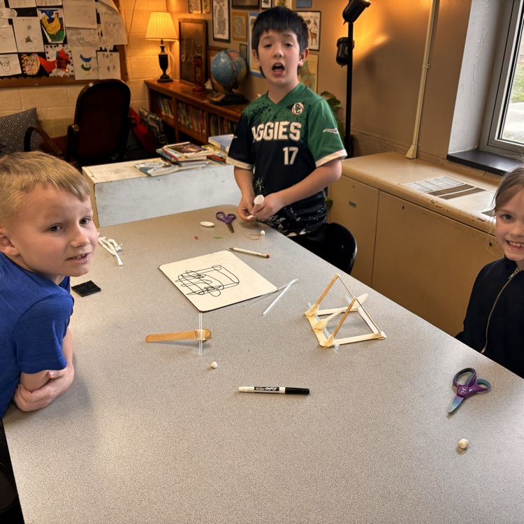 build a students sit around tables for a catapult