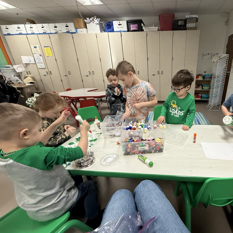 Building leprechaun traps