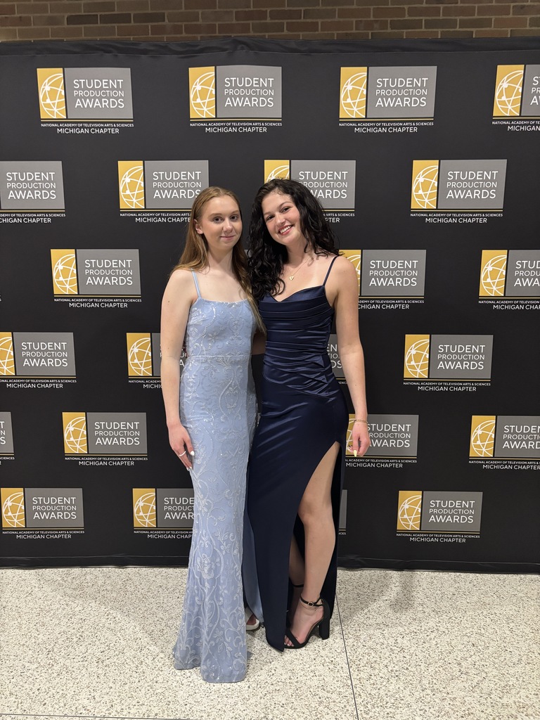 Two students posing at the awards
