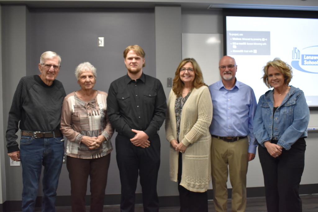 The winner with Mark Pfister's Family
