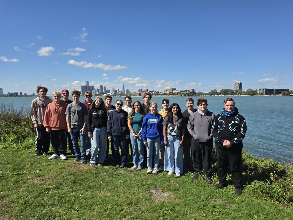 Class photo with skyline