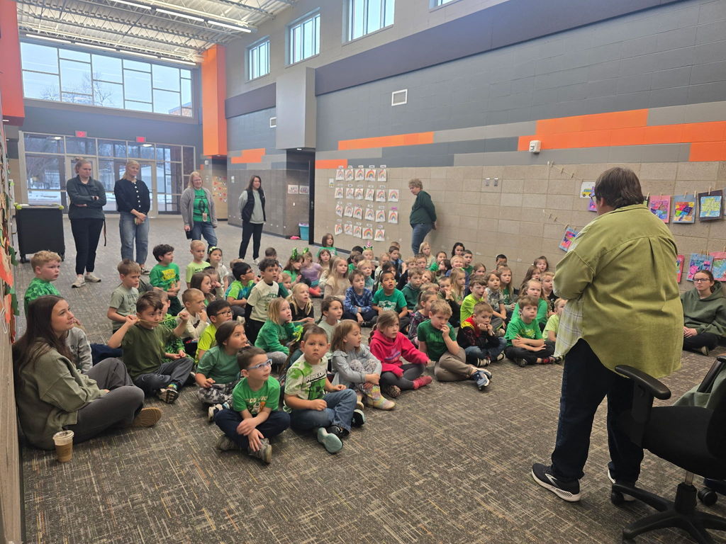 Author Beckie Reads Book to Elementary