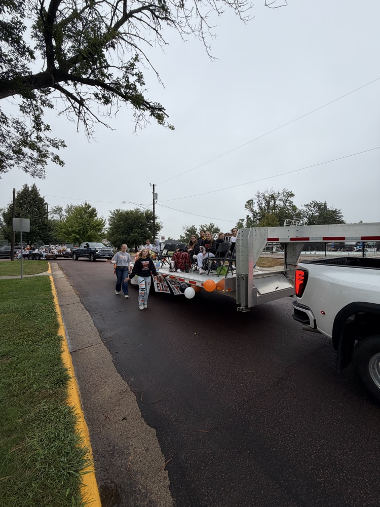 parade16