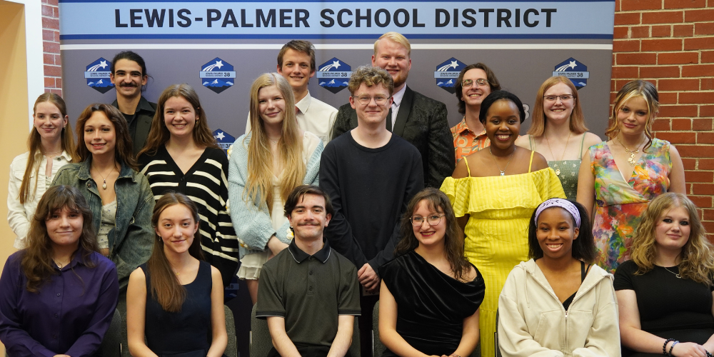 Senior Arts Recognition Students