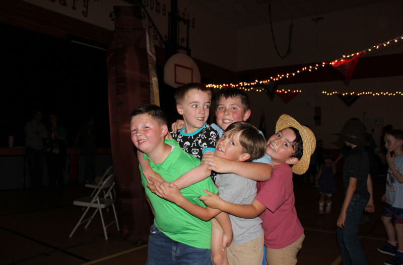 ples students dancing