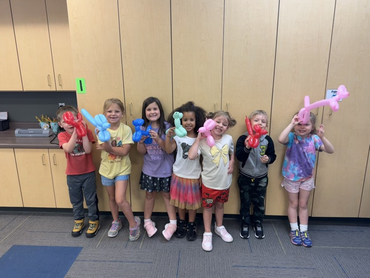 Balloon Dogs
