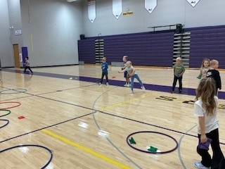 Underhand throw