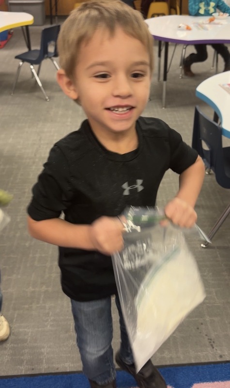 Preschoolers with ice cream