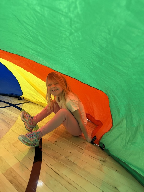 Parachute play with preschoolers