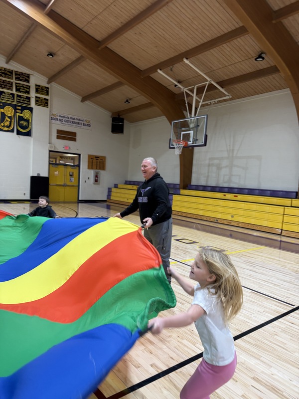 Parachute play with preschoolers