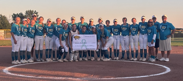 Lady Cougars Teal the Field