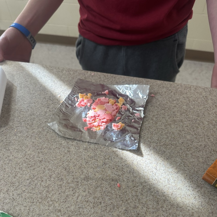 student working on starburst rock cycle lab