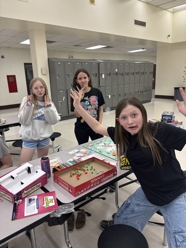 kids posing for photo