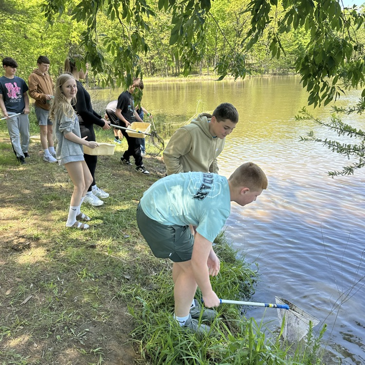 7th grade students at Prairie Fork Conservation Area