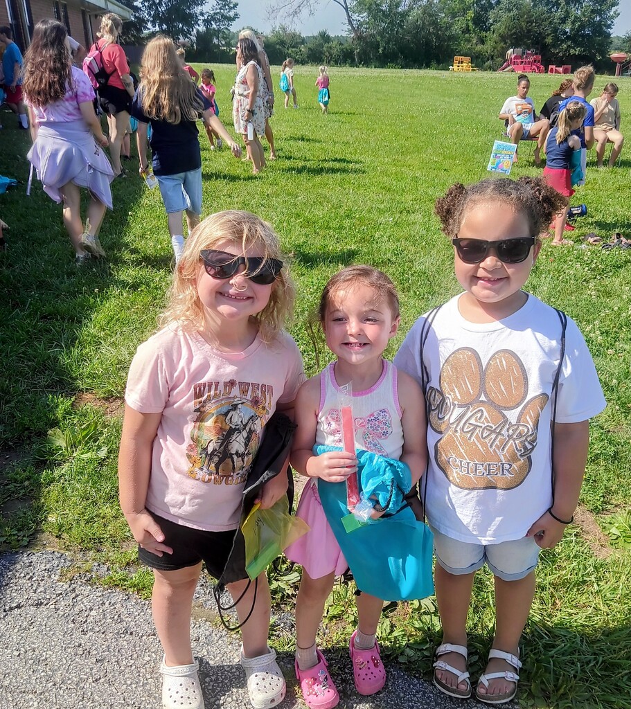 Three girls