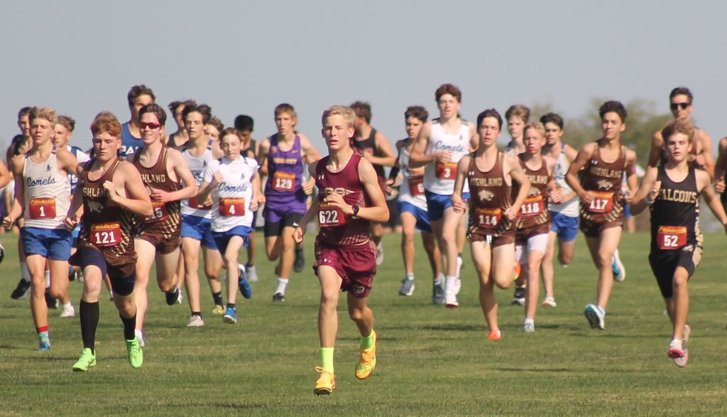 The Varsity Cougars XC competitors at the start of the Gans Creek race.