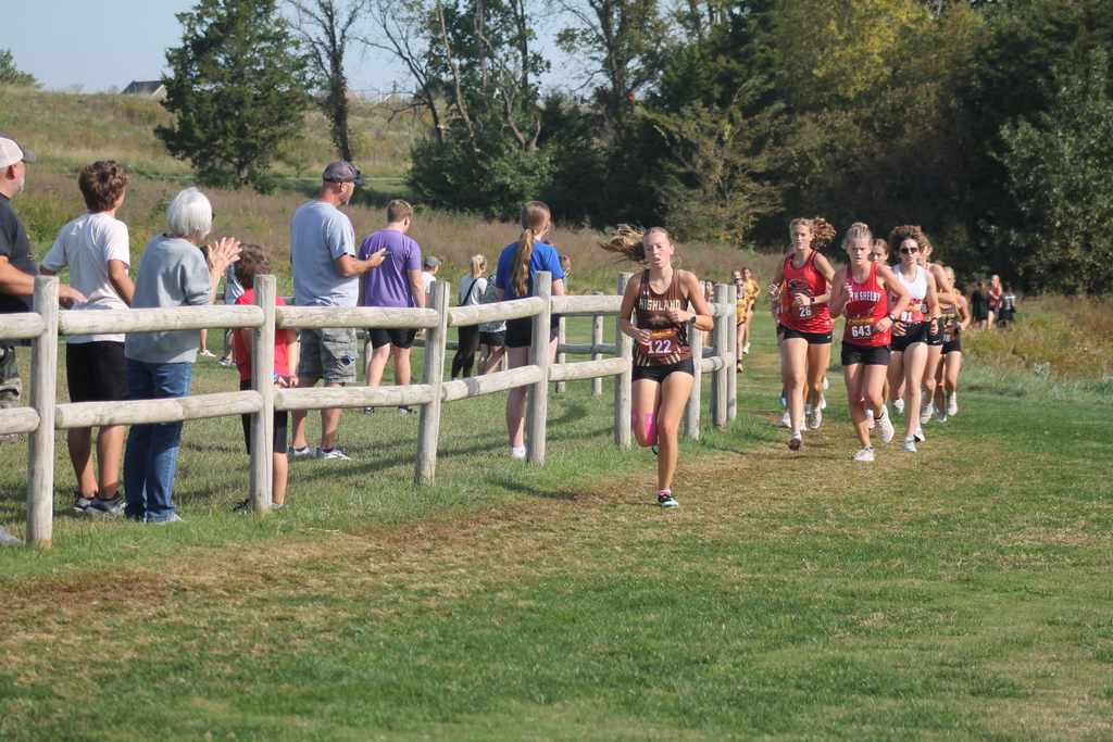 AJ Caudill leading a pack of runners as closes in on the end of the first lap at Gans Creek.
