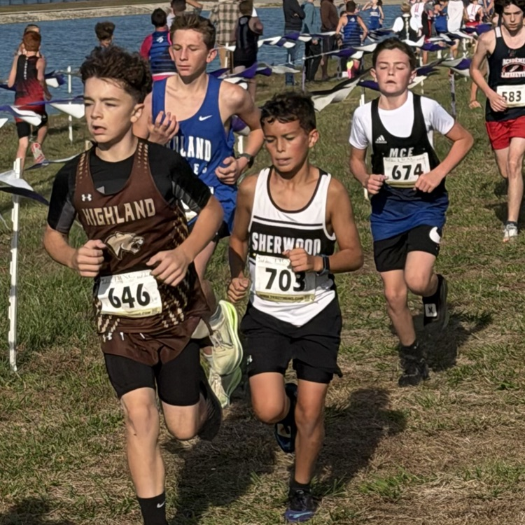 Greyson Matson leading a small pack of runners at the MS State Championship XC race for class 2.