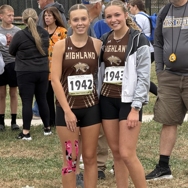 AJ Caudill and Eva Logsdon at the start line before their race!