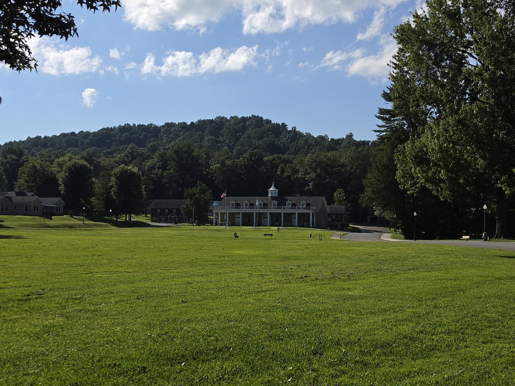 Mount Vernon Dining Hall