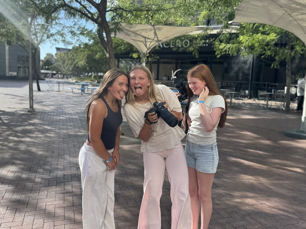 students at yearbook camp