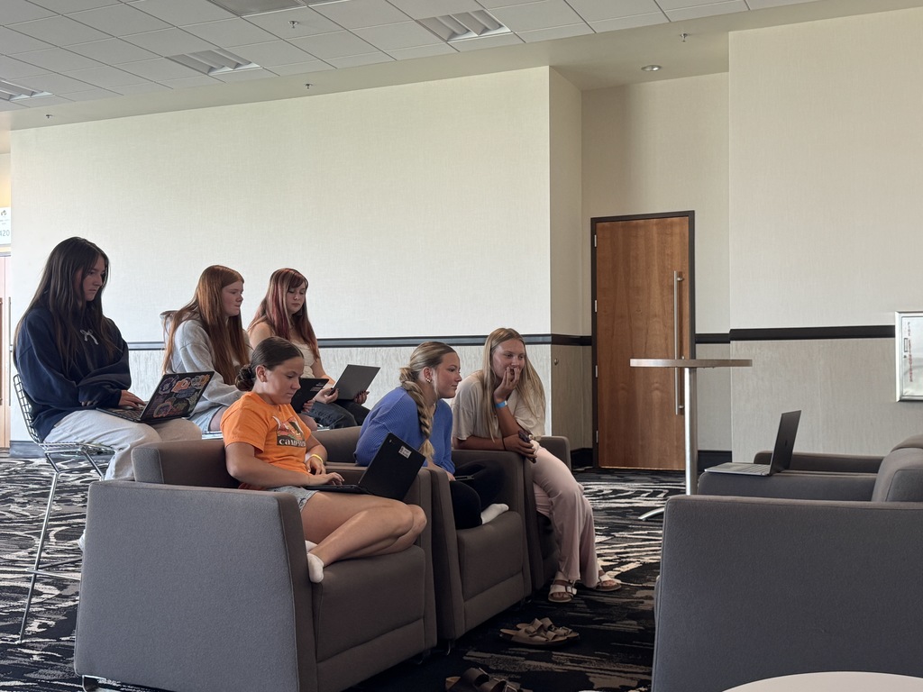 students at yearbook camp