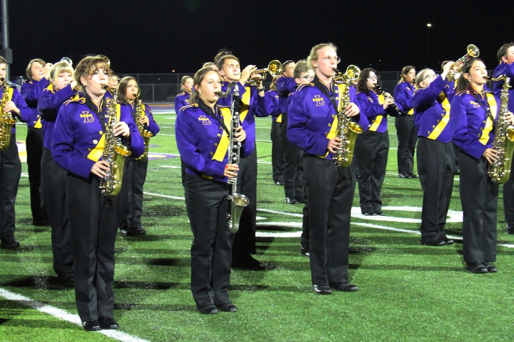 bengal band performing