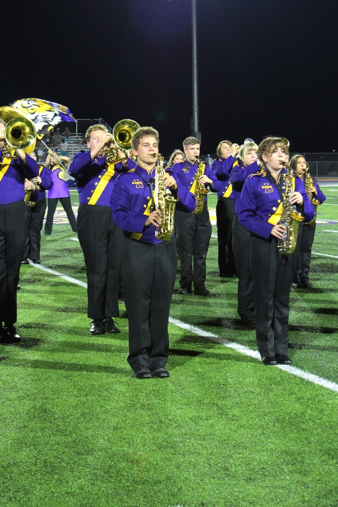 bengal band performing