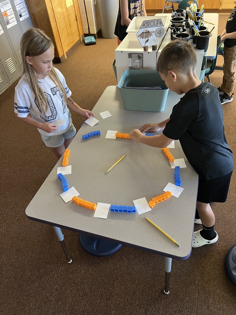 students building clocks