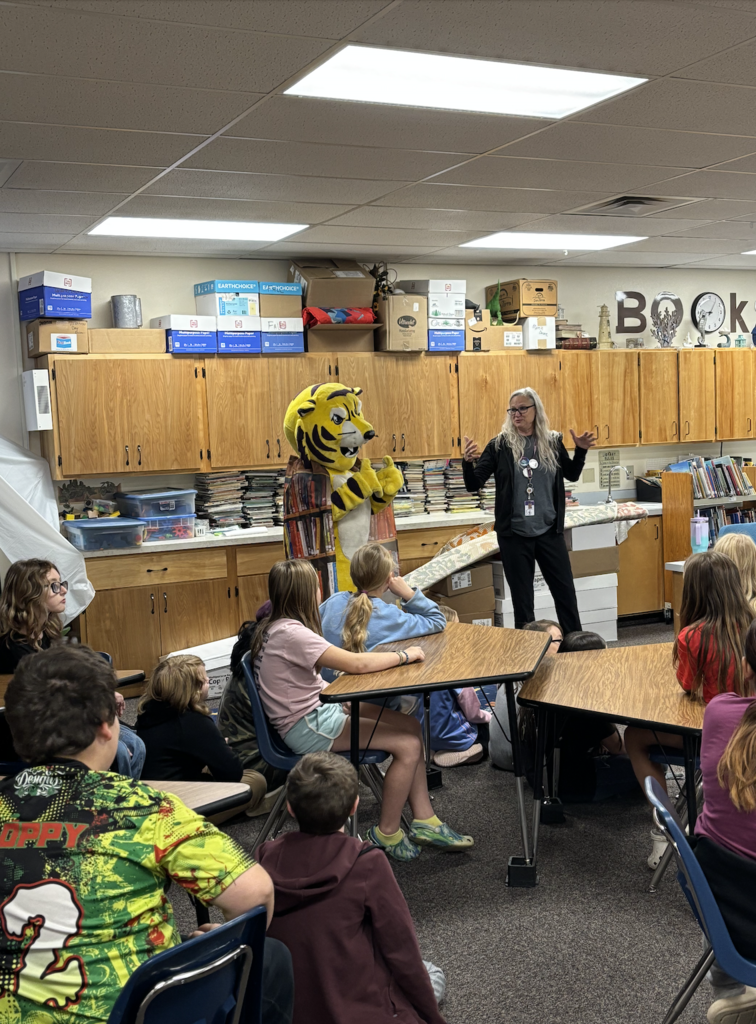 Joe Bengal talking to students