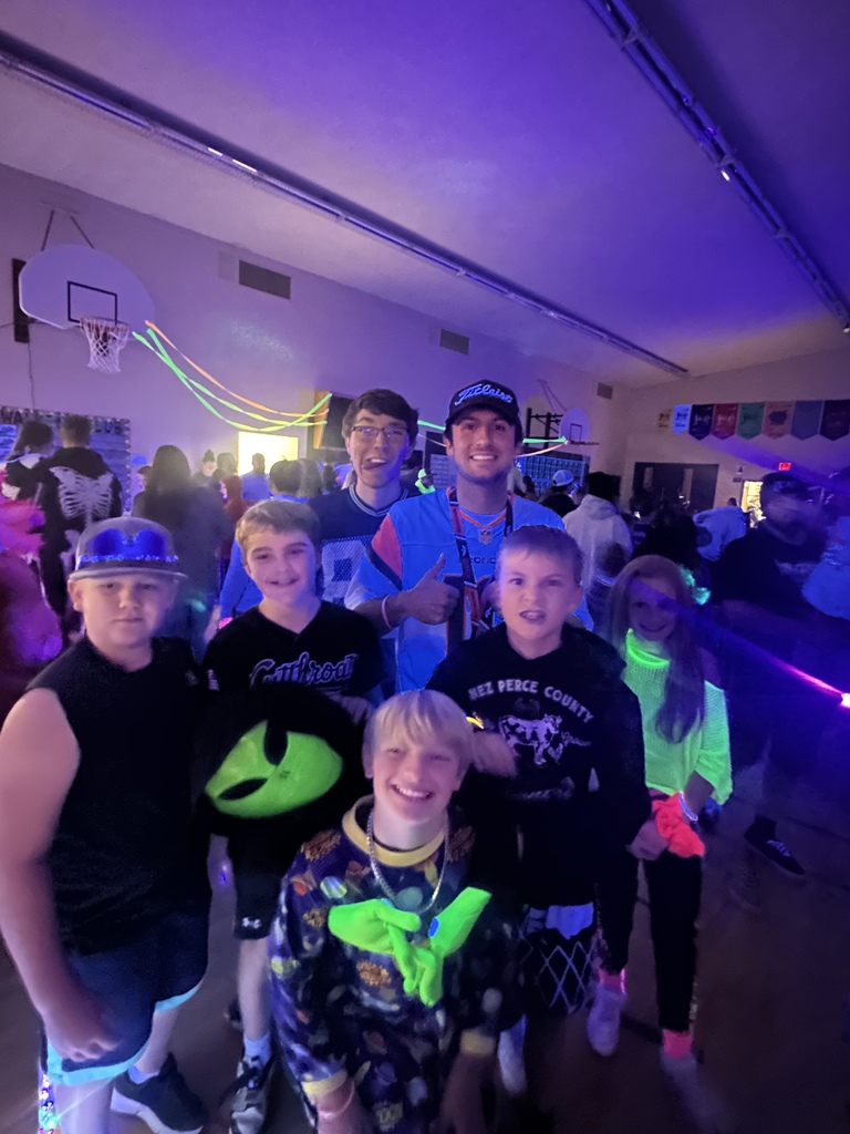 students at the glow party