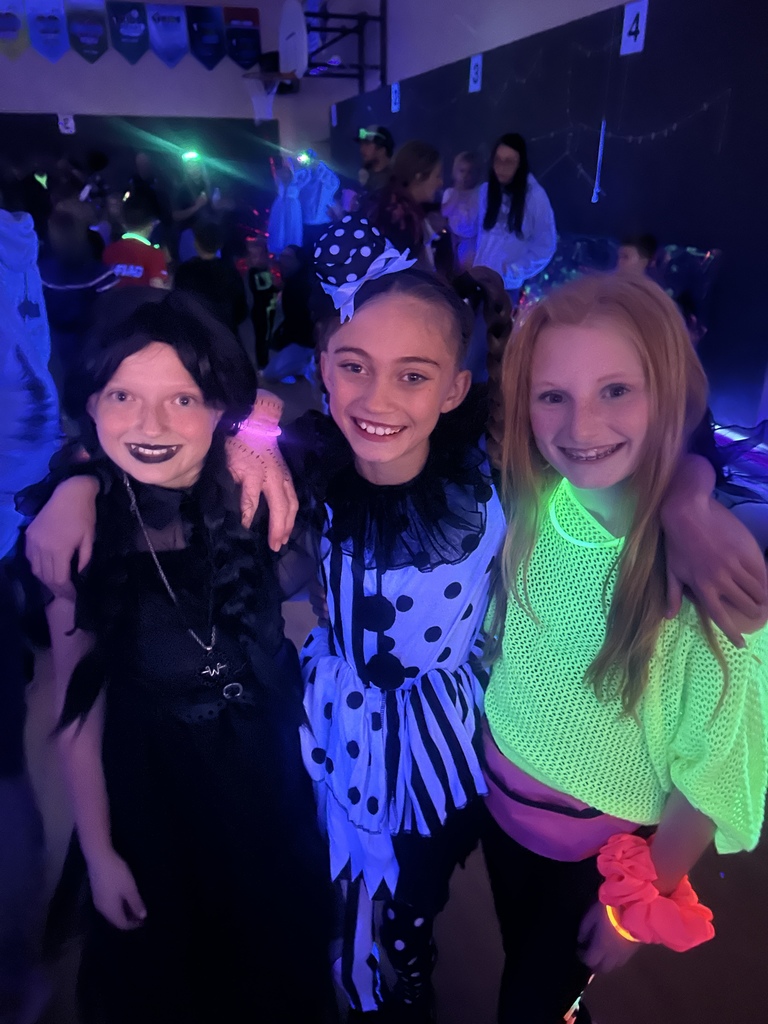 students at the glow party