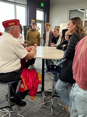 LHS students and veterans