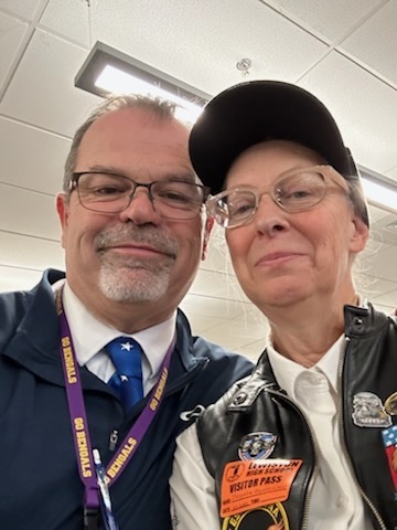 LHS students and veterans