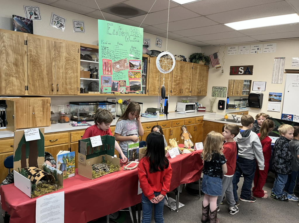 5th graders sharing their projects