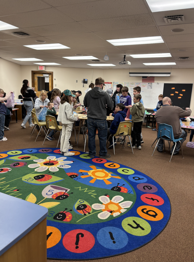 students participating in STEM night
