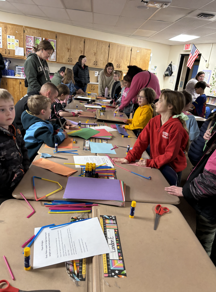 students participating in STEM night