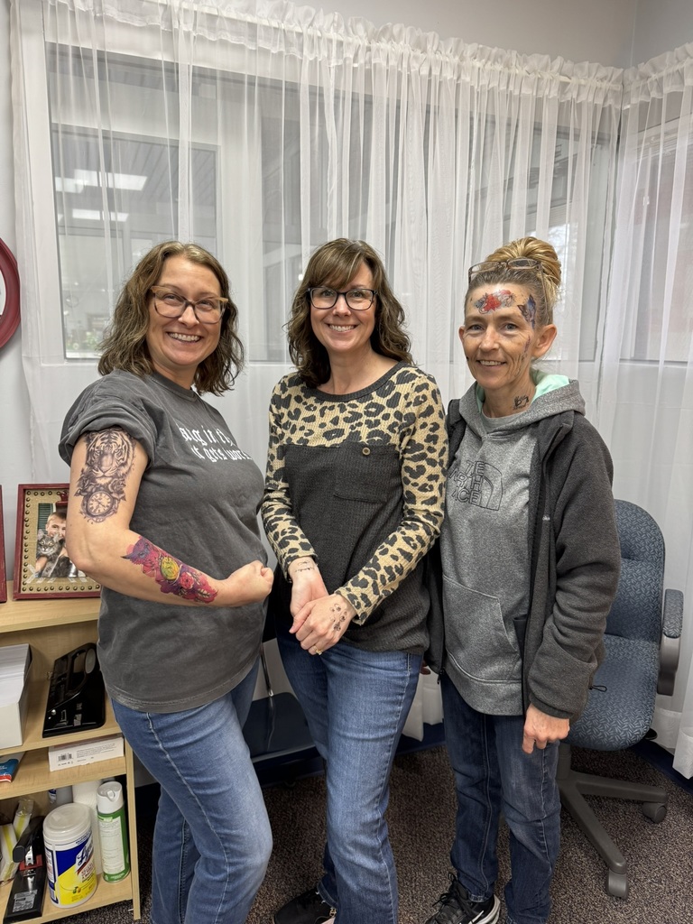 People with temporary tattoos