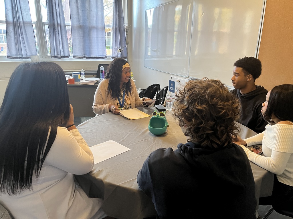 LSHS Student Advisory meeting pictured. 