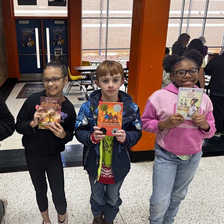 Elementary students at Lexington City Schools receive books during a schoolwide distribution made possible through partnerships with Communities In Schools and the Rotary Club of Lexington.